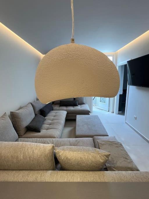Villa Leo Aigina Vathí Екстериор снимка