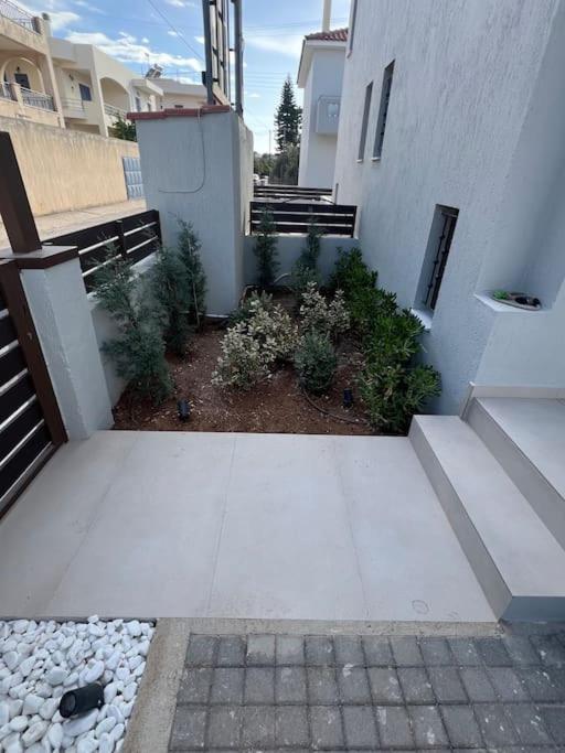 Villa Leo Aigina Vathí Екстериор снимка